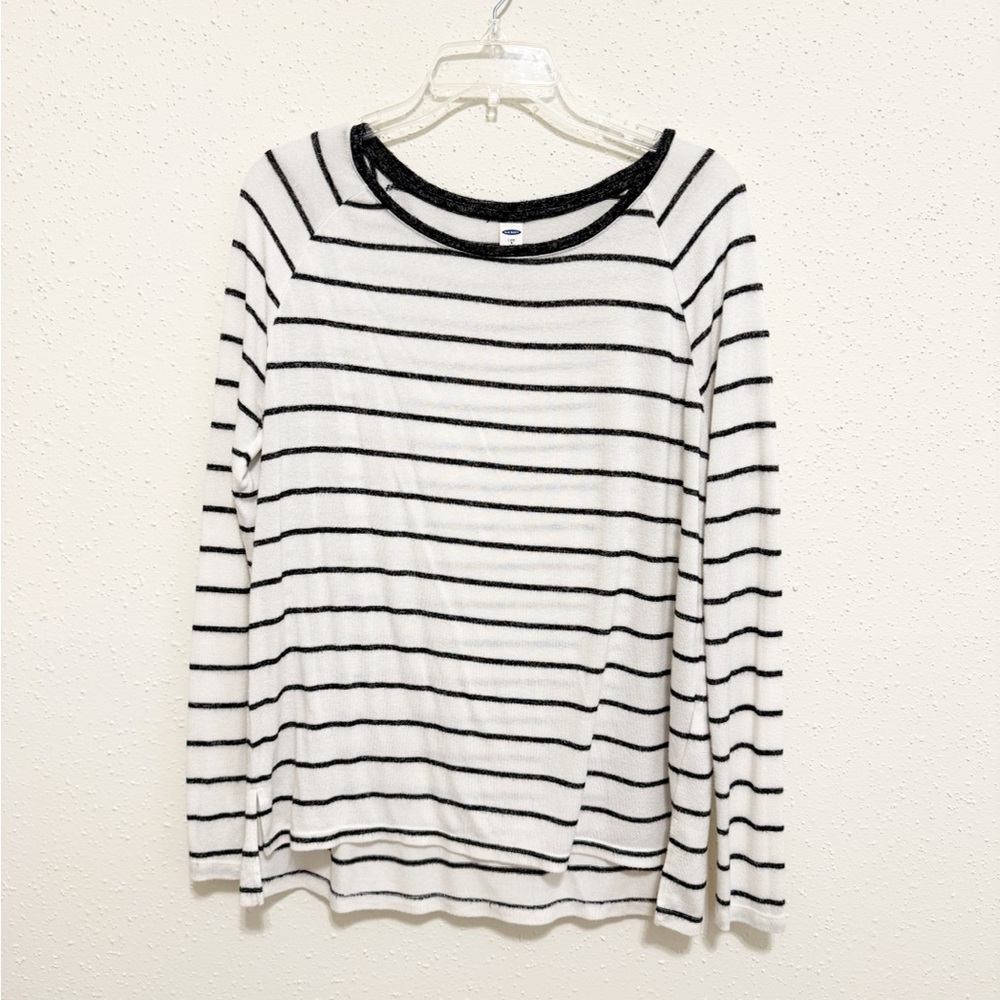 Old Navy White and Black Striped Long Sleeve Top